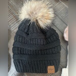 Winter Pom hat